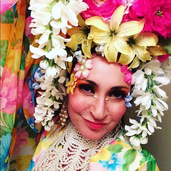 Meet your Posher, Robin - Picture 5 of 8